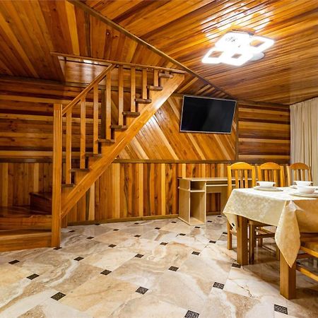 Hotel Zeleniy Bir Bukowel Zewnętrze zdjęcie