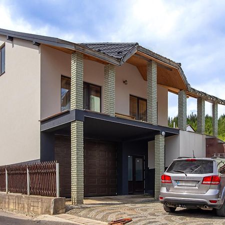 Hotel Zeleniy Bir Bukowel Zewnętrze zdjęcie