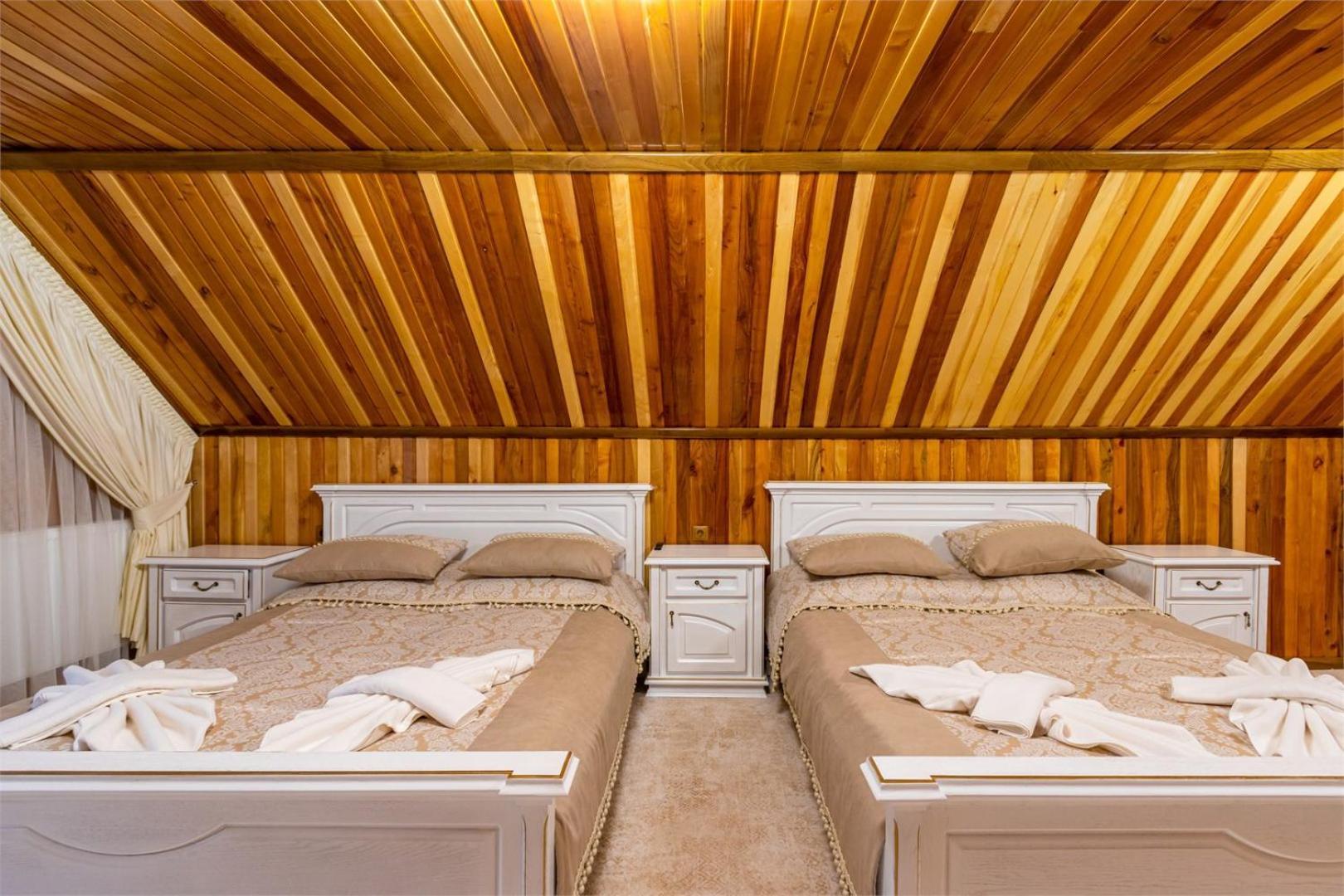Hotel Zeleniy Bir Bukowel Zewnętrze zdjęcie